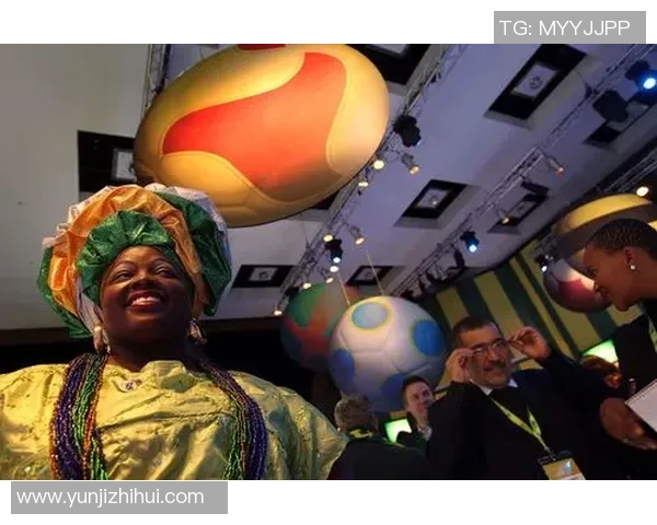 海南海汉足球球迷热情支持球队共同见证荣耀时刻的精彩旅程